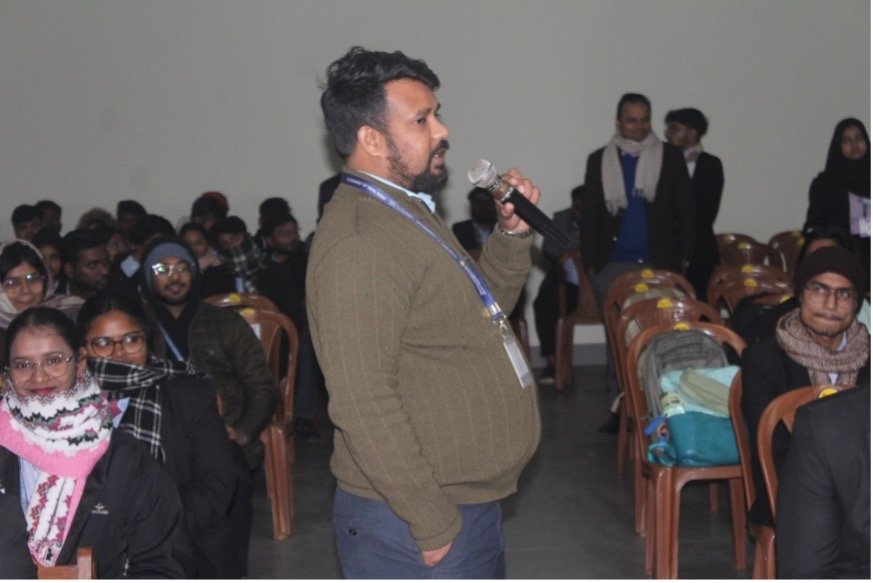 Students interacting with IBM industry expert during ICT session