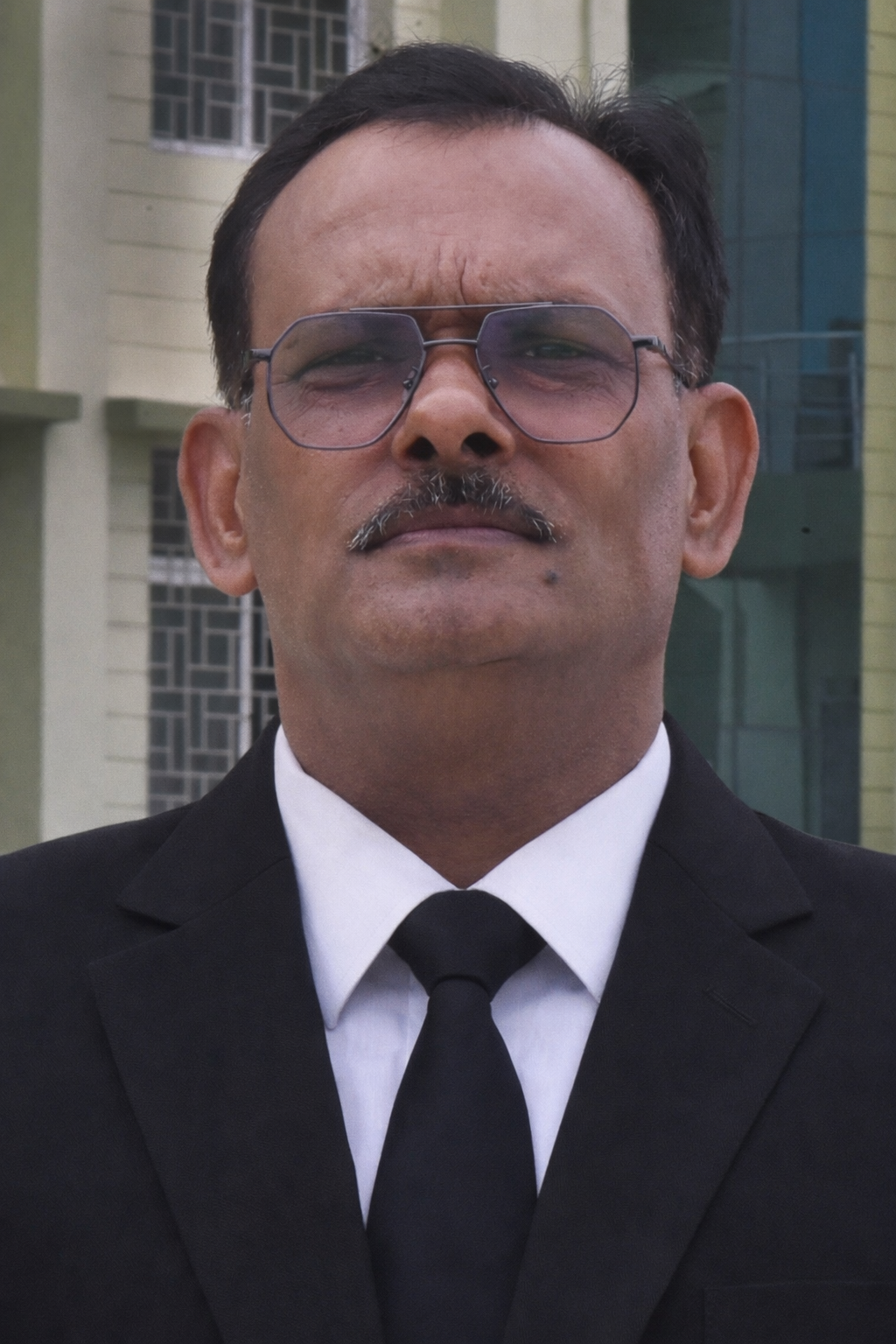 Dr Prakash Upadhyay